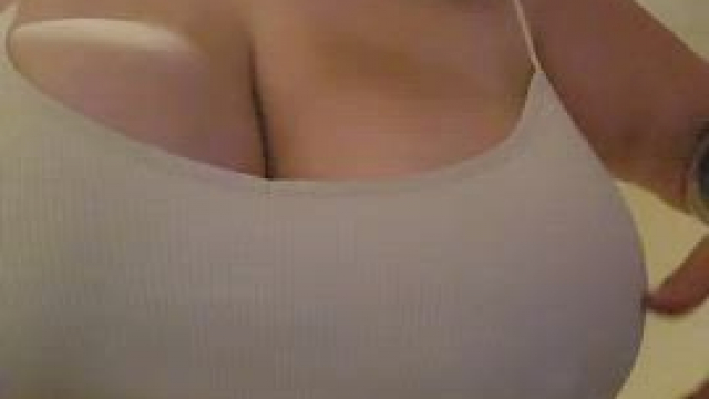 chubby tummy chubby titties