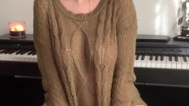 Do you like my exposed 18 year old body? 