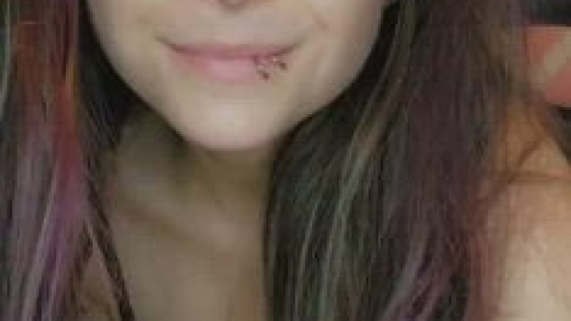 Tiddies, tatts and wet MILF pussy!