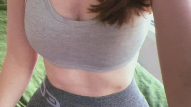 Who else agrees that she's got an amazing body?