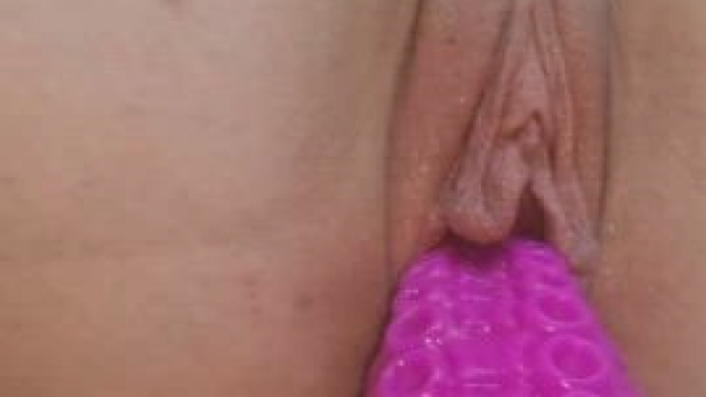 I bet you love watching my lips spreading on a dildo and the wet sounds