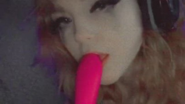 Dumb lil whore