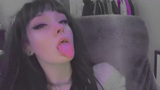 Breeding kink? You can impregnate me & watch as my tits swell and grow ?