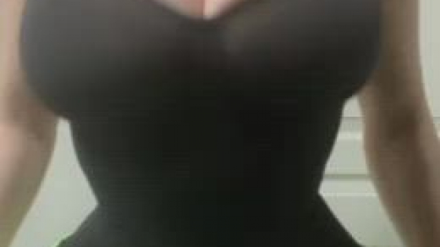 My bodysuit compliments my small waist but suffocates my natural DDDs