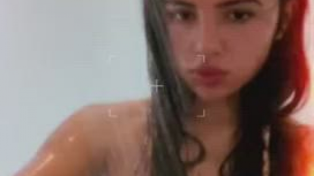 melon in shower