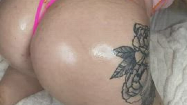 Inked mom of 2