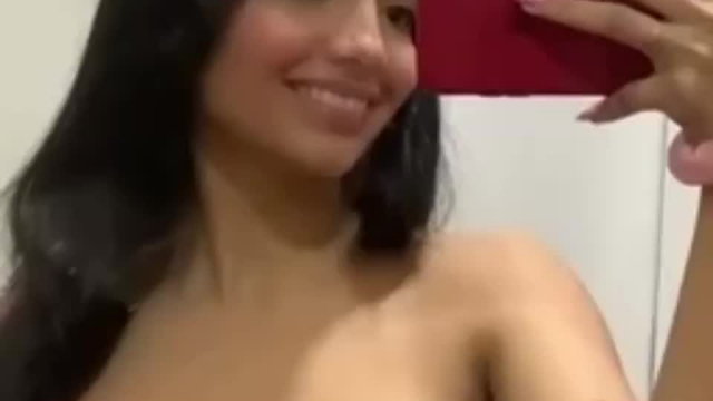 4’11, 100lbs. Do you like petite girls w small tits?