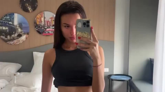 19 for those who want to see what a 98 lbs college cheerleaders body looks like 