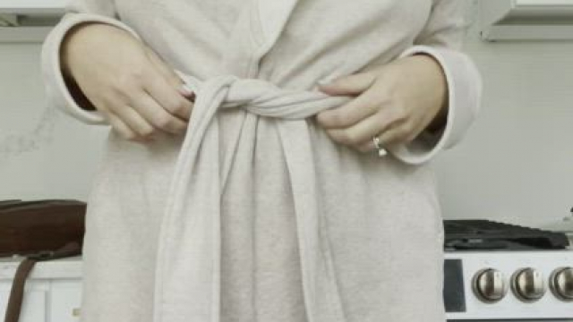 Come fuck me in my kitchen before my husband wakes up