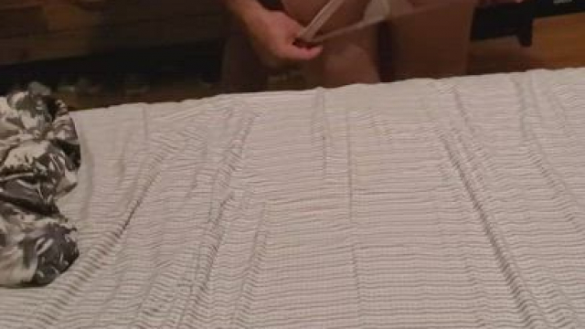 Hubby doesn't get the same treatment as u/areallyweakguy