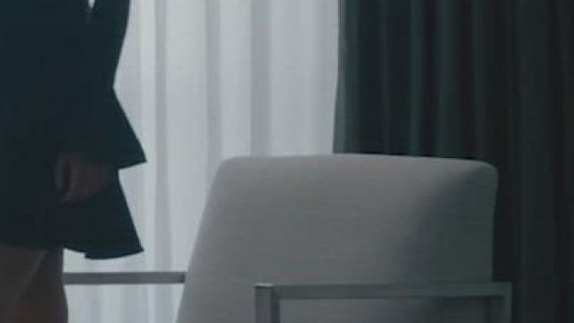 Louisa Krause - The Girlfriend Experience S2E1 (2017)