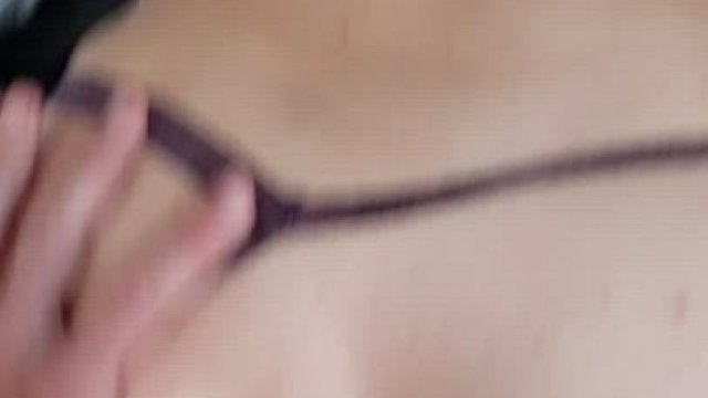 Quivering [M] [F]