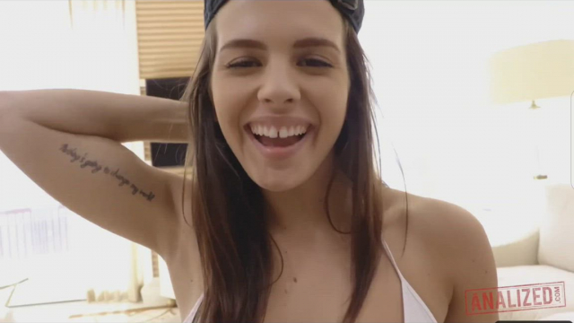 Cute girl loves cum !