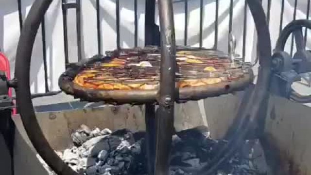 Gyroscopic Bbq