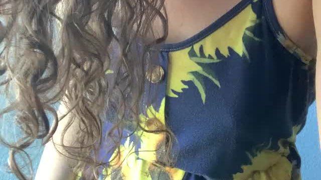 it’s cold outside, so how about a sundress reveal? 