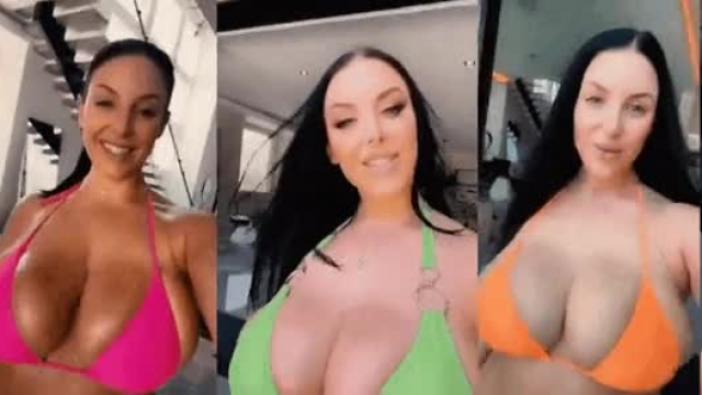 ™? Angela White walk