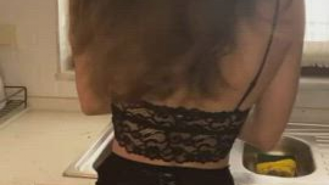 let's do dirty thing in my kitchen and u wash me after