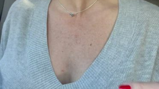 40 yo mom lady, in line at the bank drive through