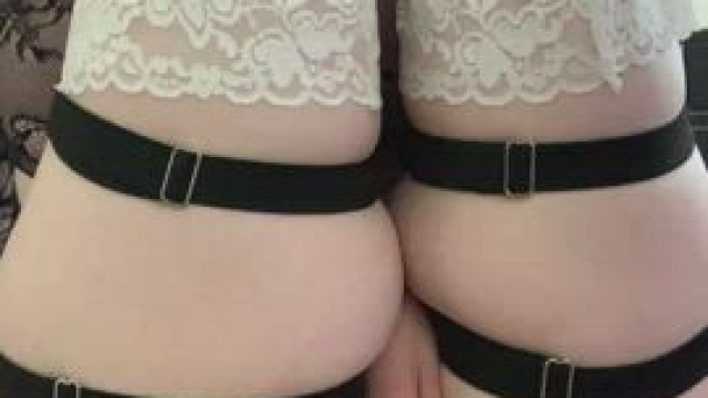 Would you be able to last with a pussy like this?