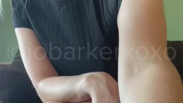 Do you like how my choker looks as I rip my bong and flash my titties?