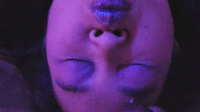 Cumshot Facial for my Thai gf covering her eye